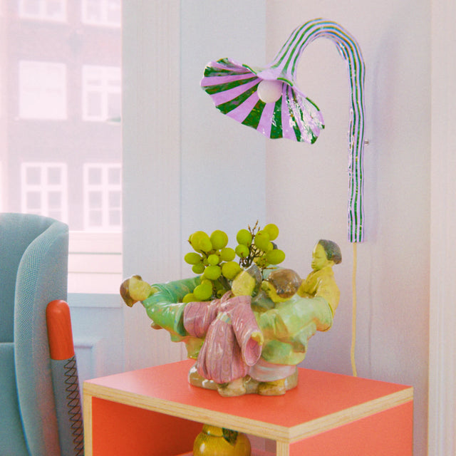 DOODLE WALL LAMP / OLIVE GREEN & LAVENDER