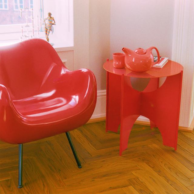 O+ TABLE / RED & ORANGE