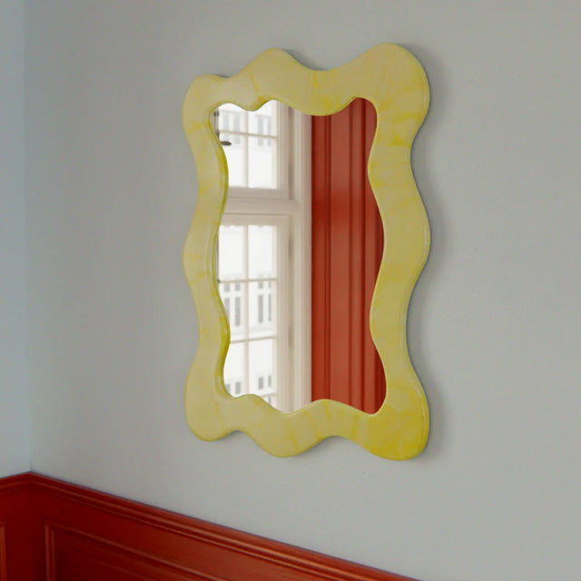 MIROIR / PREMIER CITRON À TOMBER