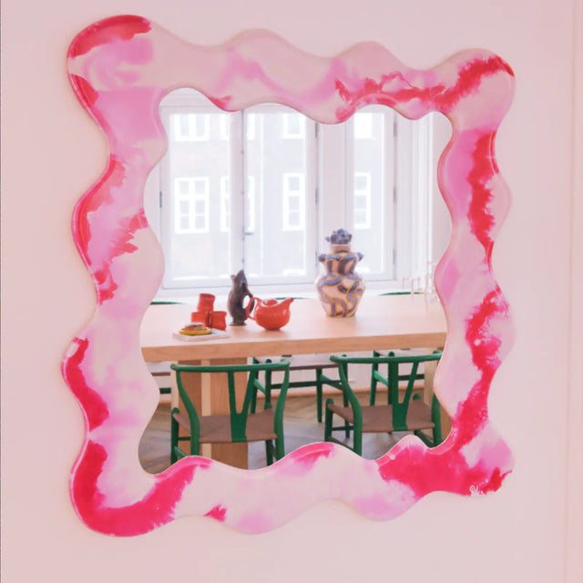 SPEGEL / BARBIE GLOW