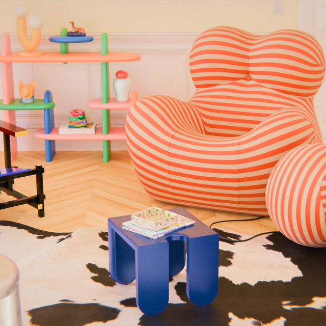 TIP TAP SQUARE TABLE / GREY