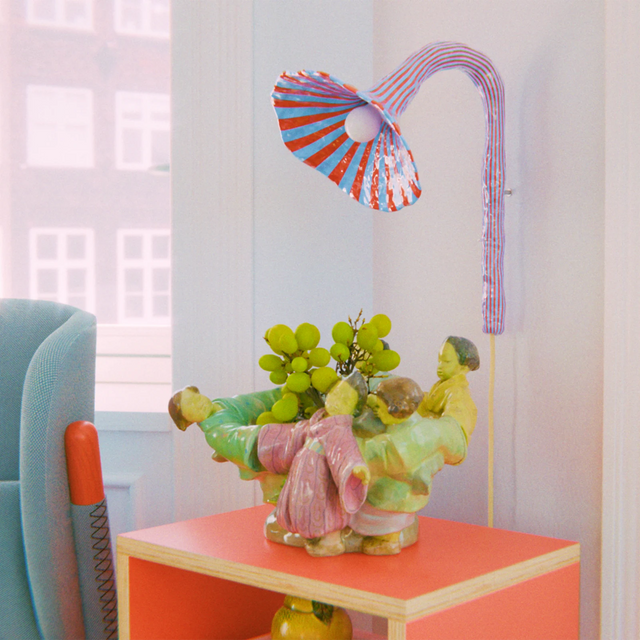 DOODLE WALL LAMP / RED & LIGHT BLUE