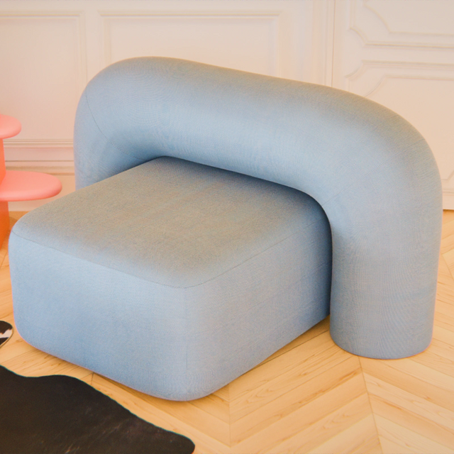 MOSS LOUNGE STOL / LYS BLÅ